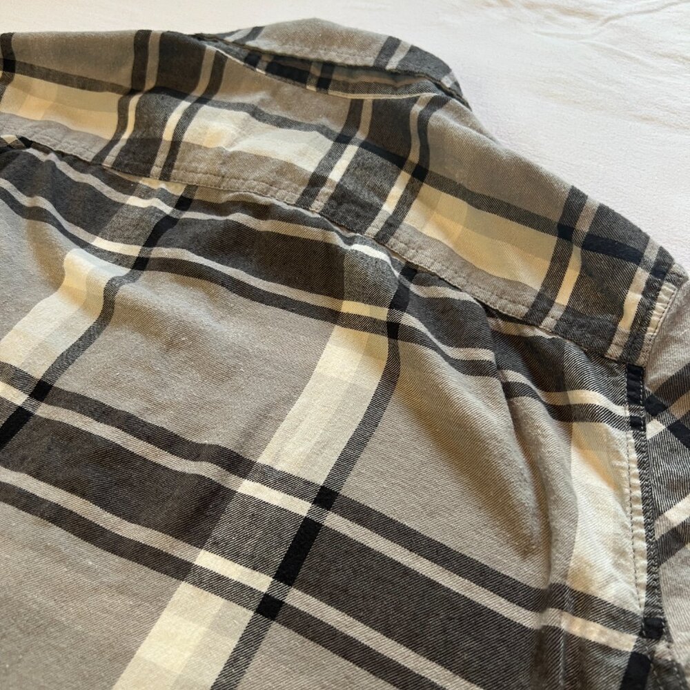 American Eagle Men's Grey Flannel Button Up Classic Fit‎ Size Large - Picture 8 of 8